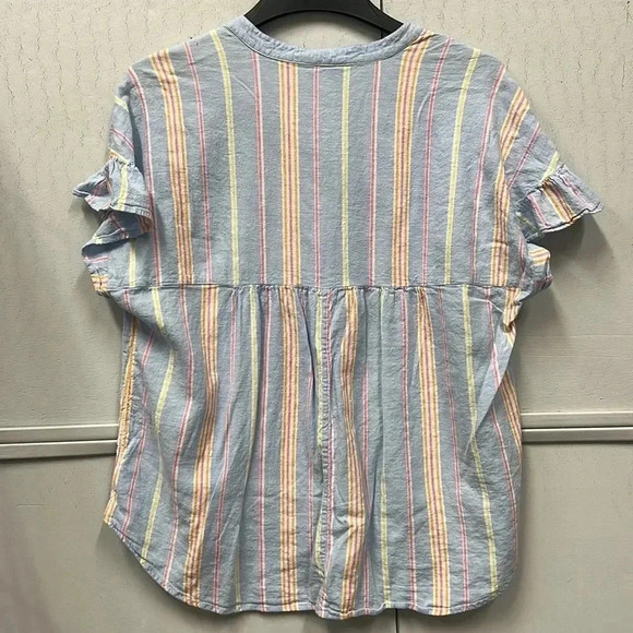 Crown & Ivy Women’s Linen Blouse Size Large Stripes, Ruffled Sleeves - Picture 3 of 5